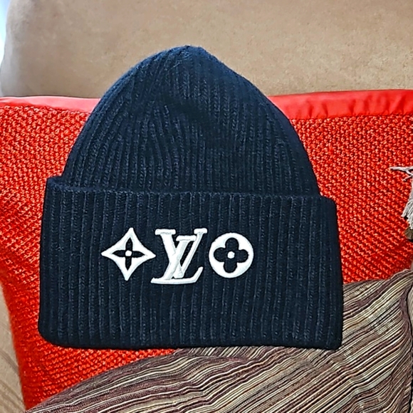 Louis Vuitton Hat - Picture 4 of 4